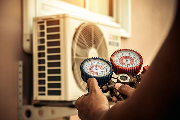 Professional Hvac technician working in Fairland, MD